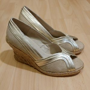 New women golden wedge 5.5